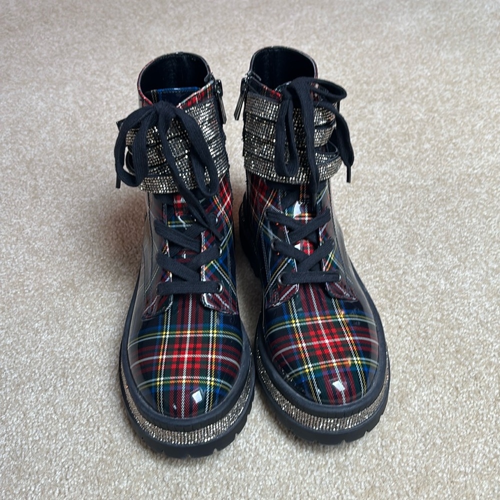 Woman’s Brand new without tags Jessica Simpson combat boots size 7.5